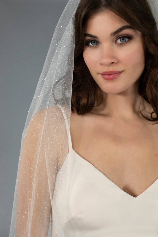 Grace and Goddess Veil AVL0108