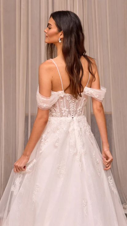 Tania Olsen Elina Lace A-Line Wedding Dress Wagga, Canberra 3