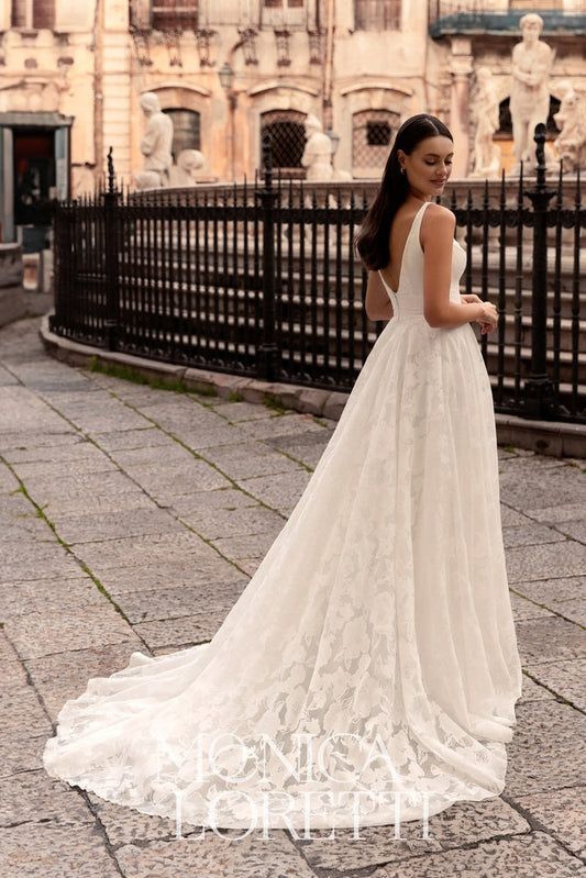 How Far in Advance Should You Buy Your Wedding Dress?
