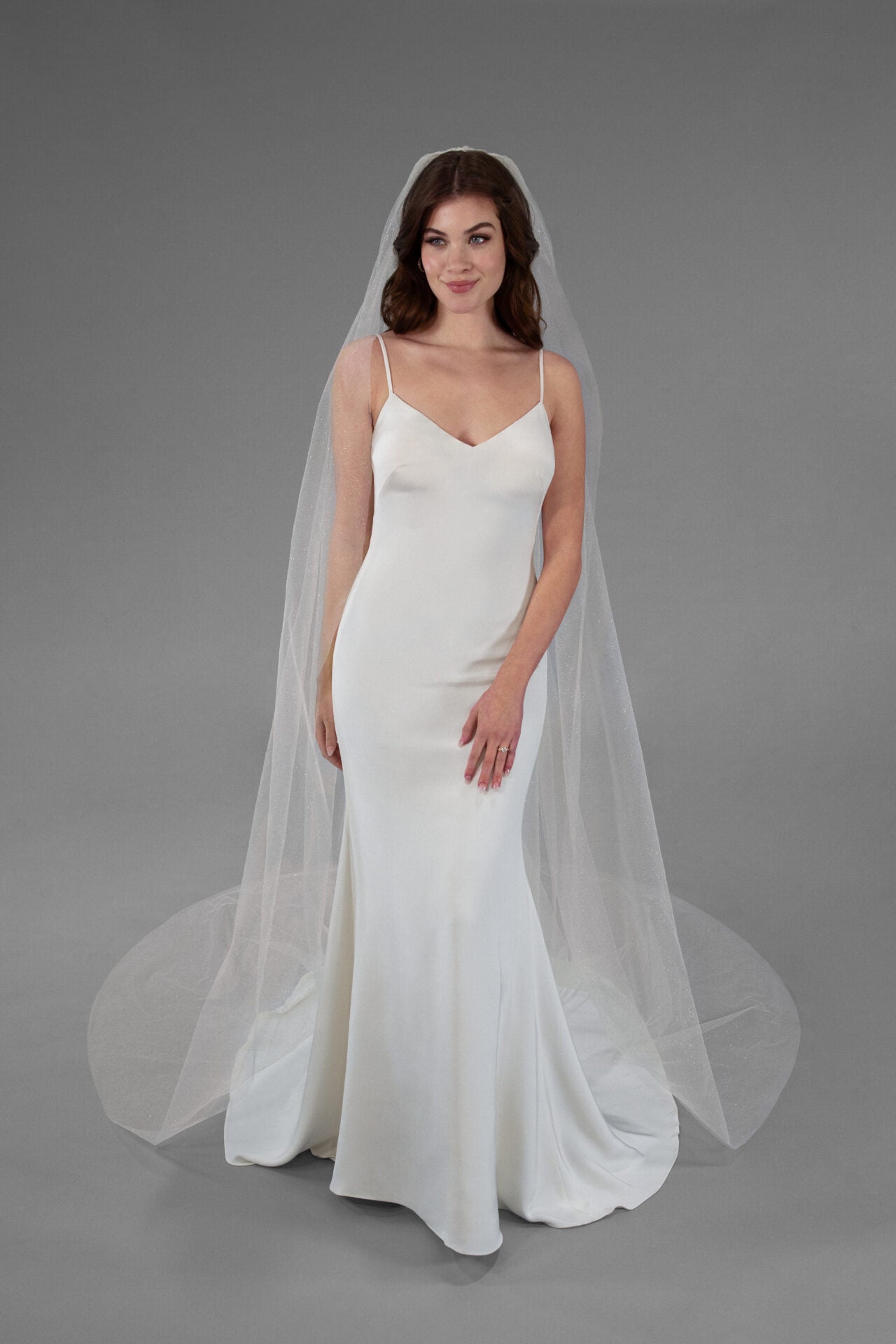 Grace and Goddess Veil AVL0108