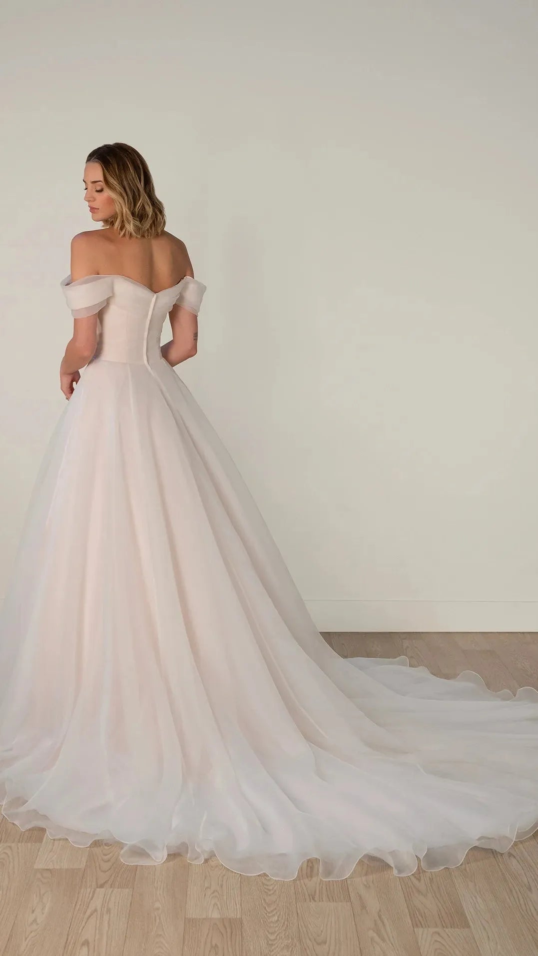 Stella York 8058