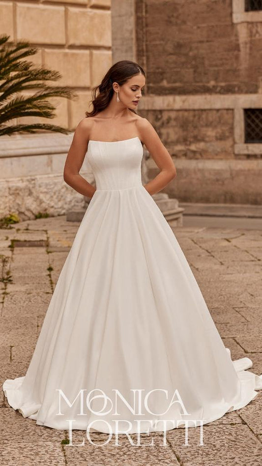 Monica Loretti 8320