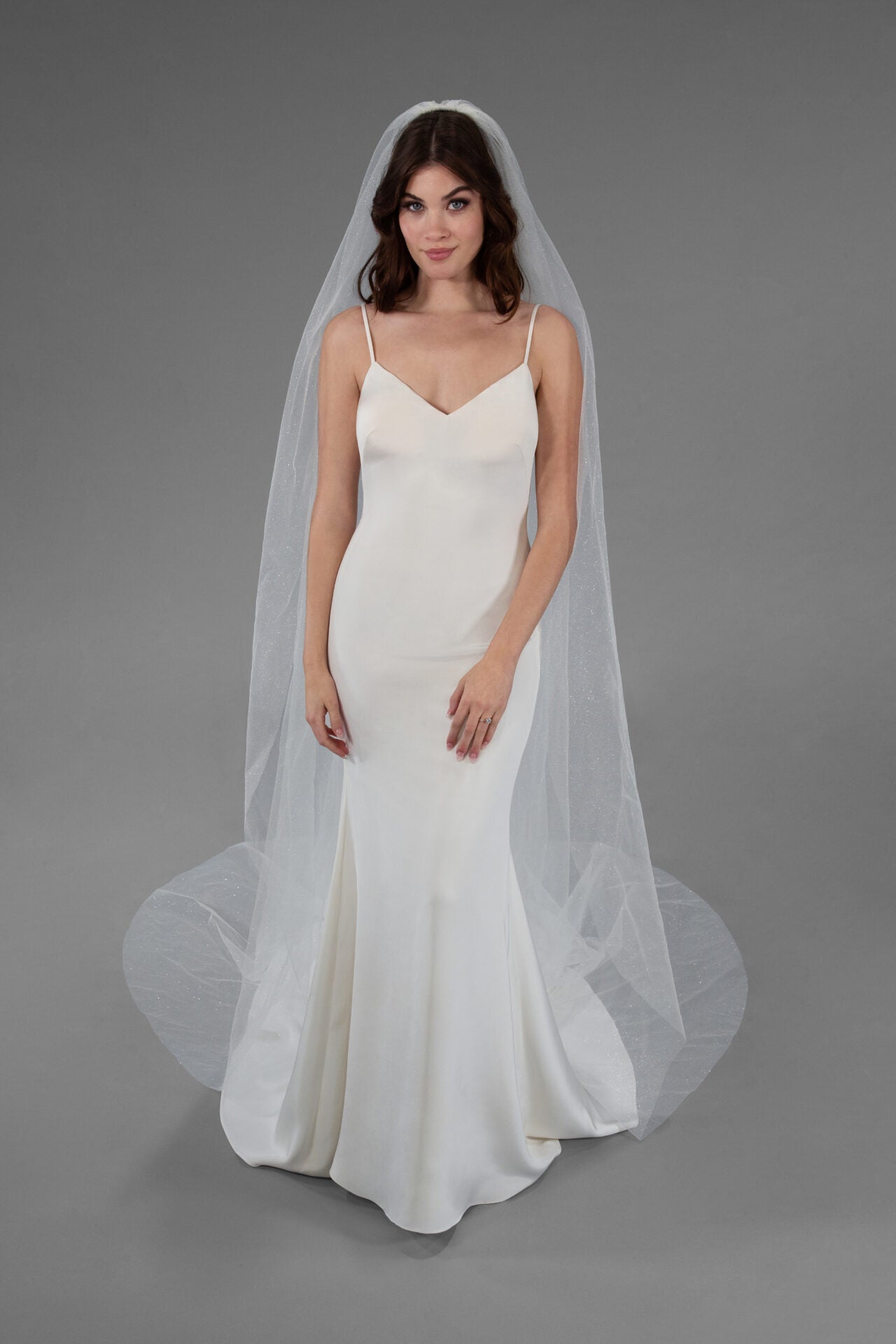 Grace and Goddess Veil AVL0108