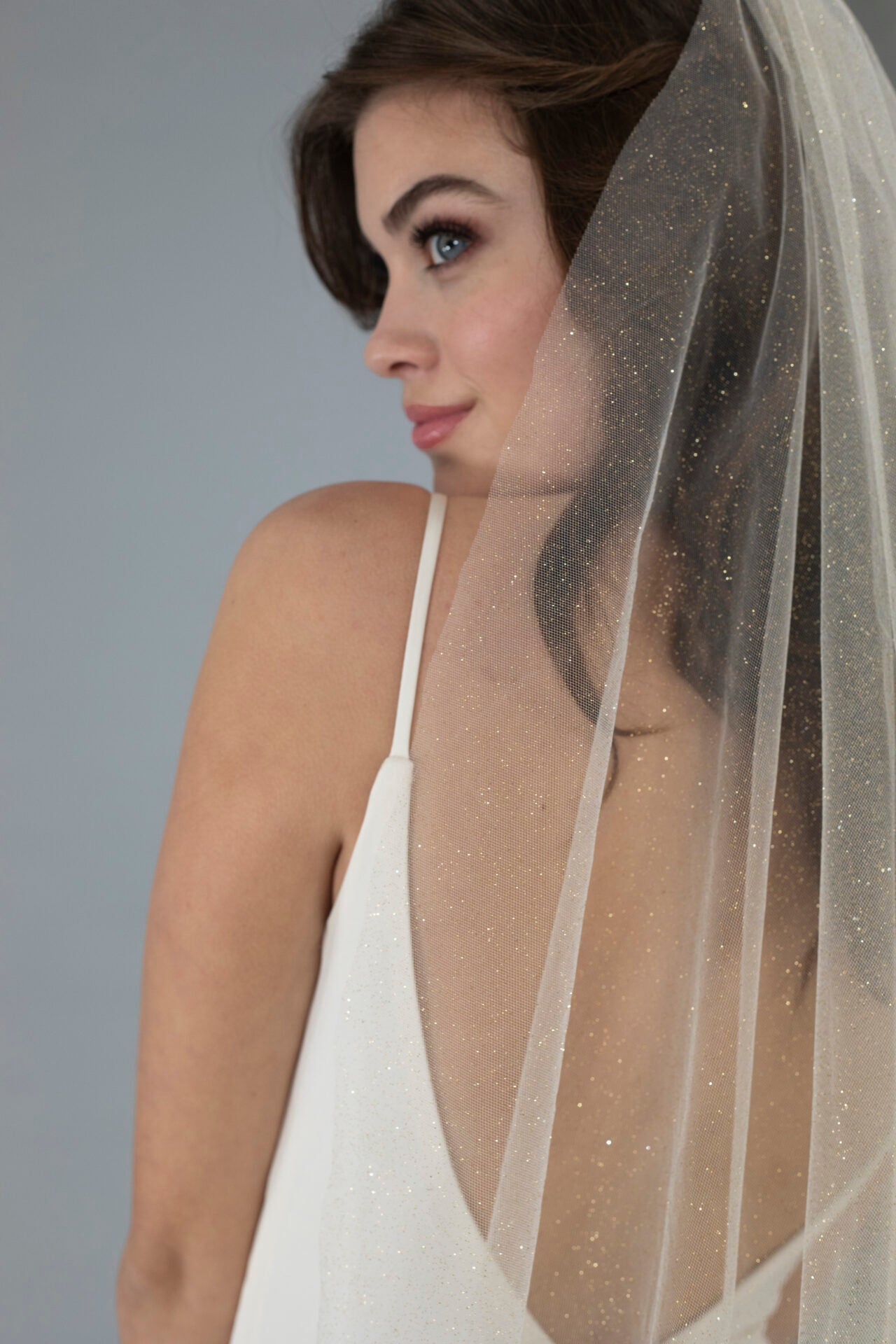 Grace and Goddess Veil AVL0108